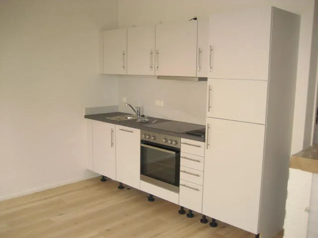 Studio mit Balkon und EBK inkl. Waschmaschine — photo 1